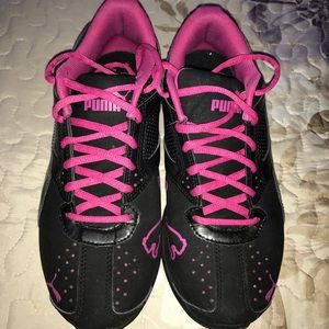 Puma women’s shoes size 7.5